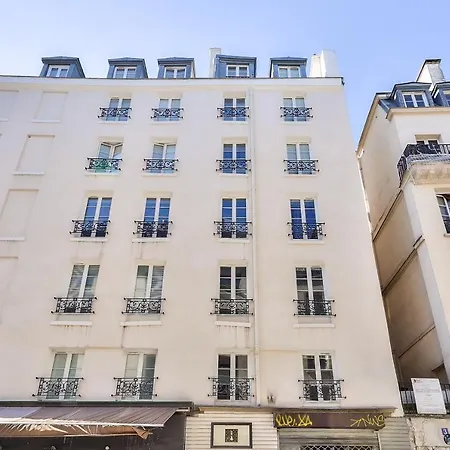 Apartment Charming 1 Bedroom In The Heart Of Paris